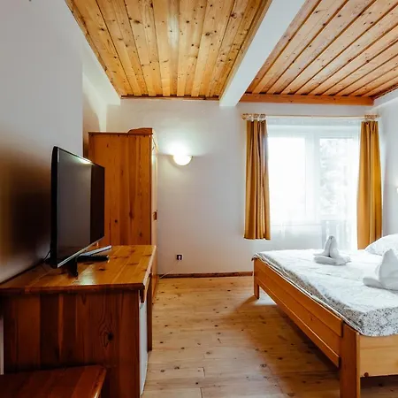 Penzion Topky Banská Štiavnica Esterno foto